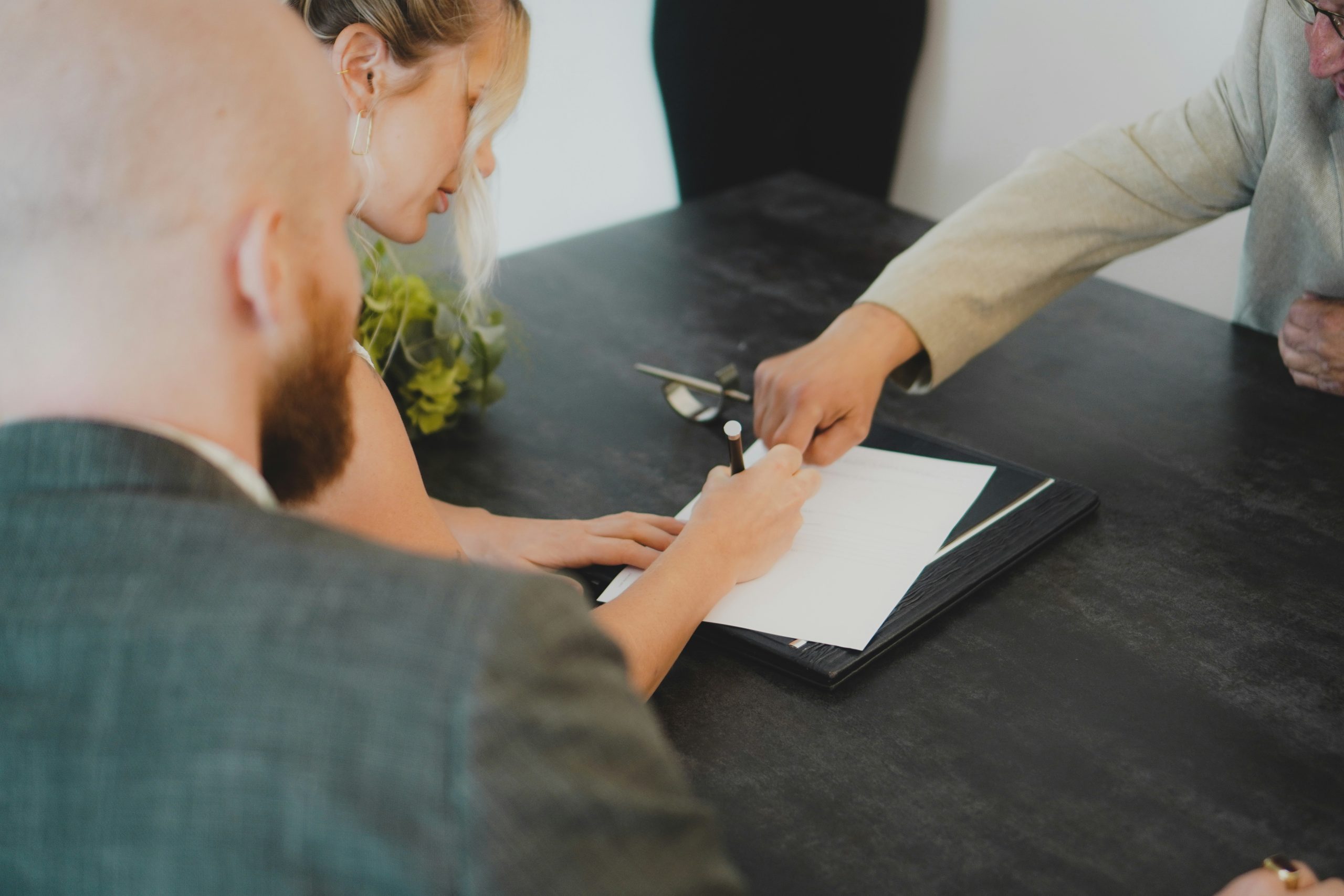 Navigating the Complex World of Commercial Leases
