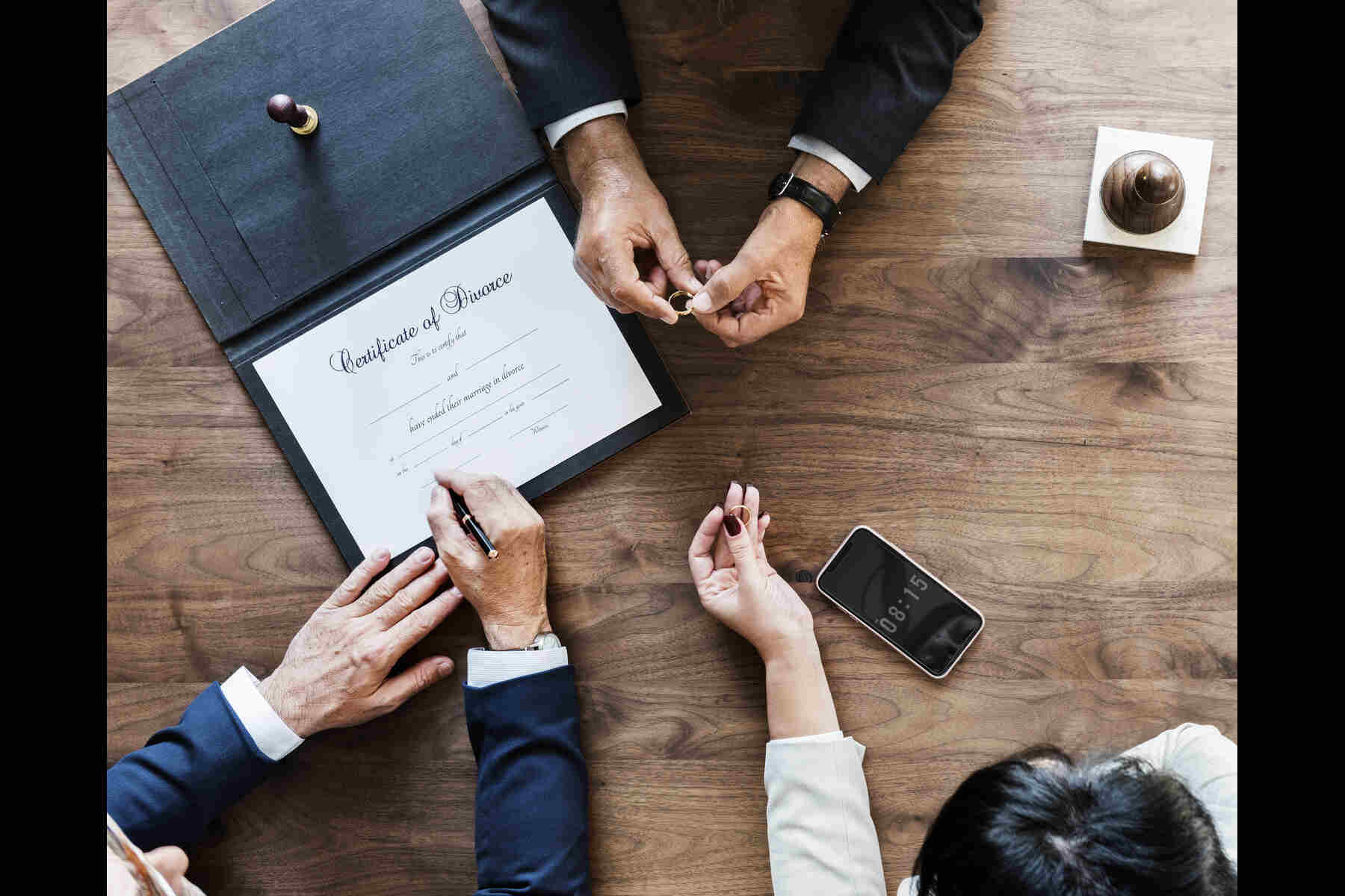 Expert Legal Tips for Navigating the Divorce Process