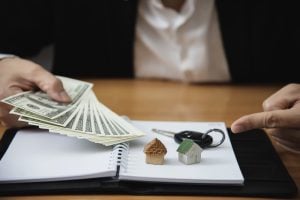 Can a Landlord Keep a Deposit if a Tenant Breaks the Lease on a Commercial Property?