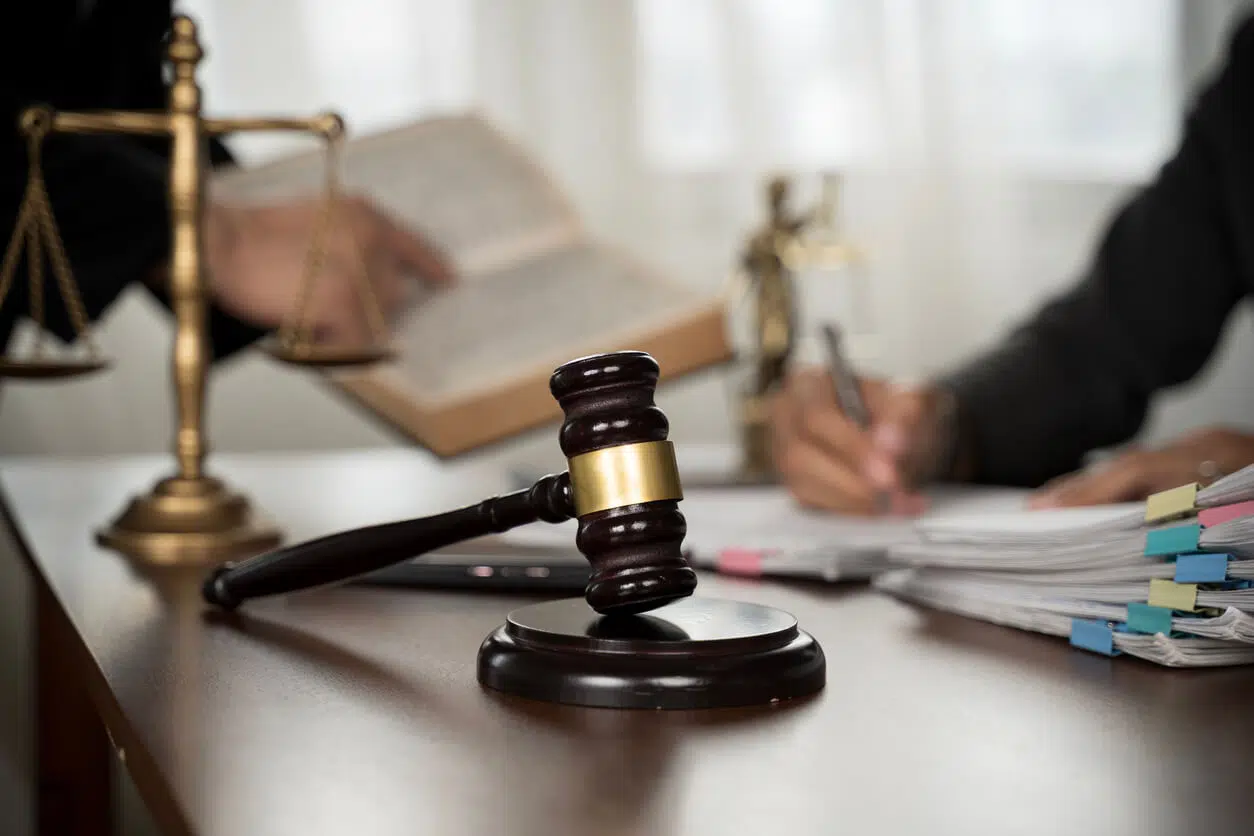 successor liability business acquisition debts litigation